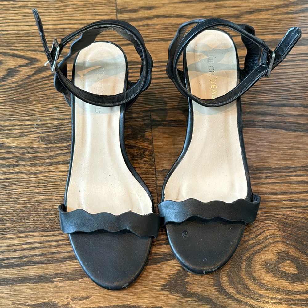 Le chateau wedge heels size 6